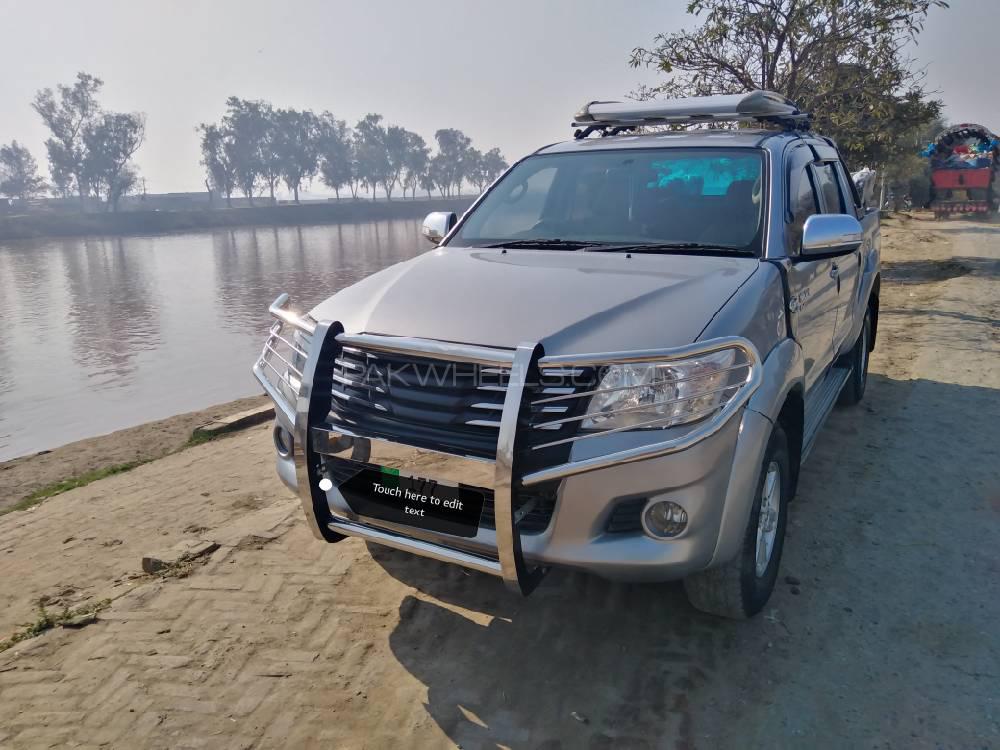 ٹویوٹا ہائیلکس 2013 for Sale in سیالکوٹ ٹویوٹا ہائیلکس 2013 for Sale in سیالکوٹ Image-3