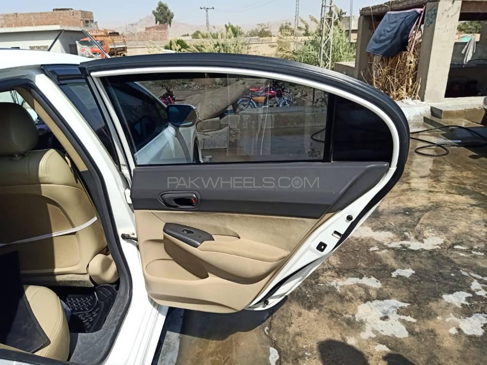 ہونڈا سوک 2011 for Sale in لاہور ہونڈا سوک 2011 for Sale in لاہور Image-9