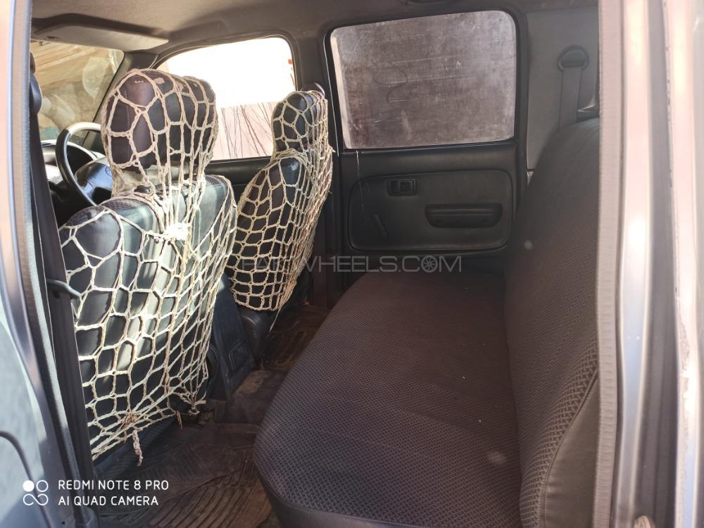 Toyota Hilux 2000 for Sale in Mansehra Toyota Hilux 2000 for Sale in Mansehra Image-11