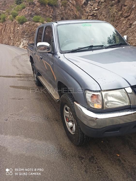 Toyota Hilux 2000 for Sale in Mansehra Toyota Hilux 2000 for Sale in Mansehra Image-5