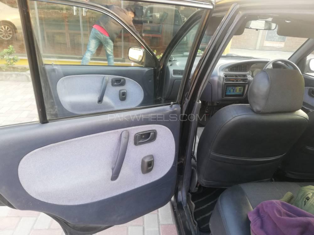 Daihatsu Cuore 2002 for Sale in Lahore Daihatsu Cuore 2002 for Sale in Lahore Image-4