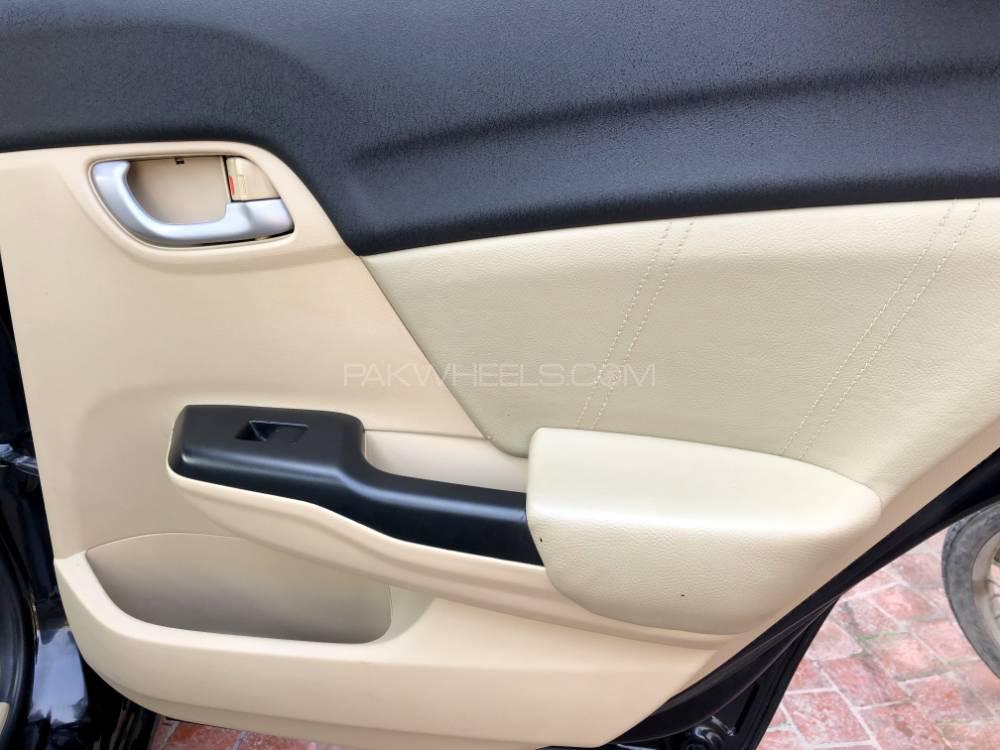 Honda Civic 2014 for Sale in Lahore Honda Civic 2014 for Sale in Lahore Image-11