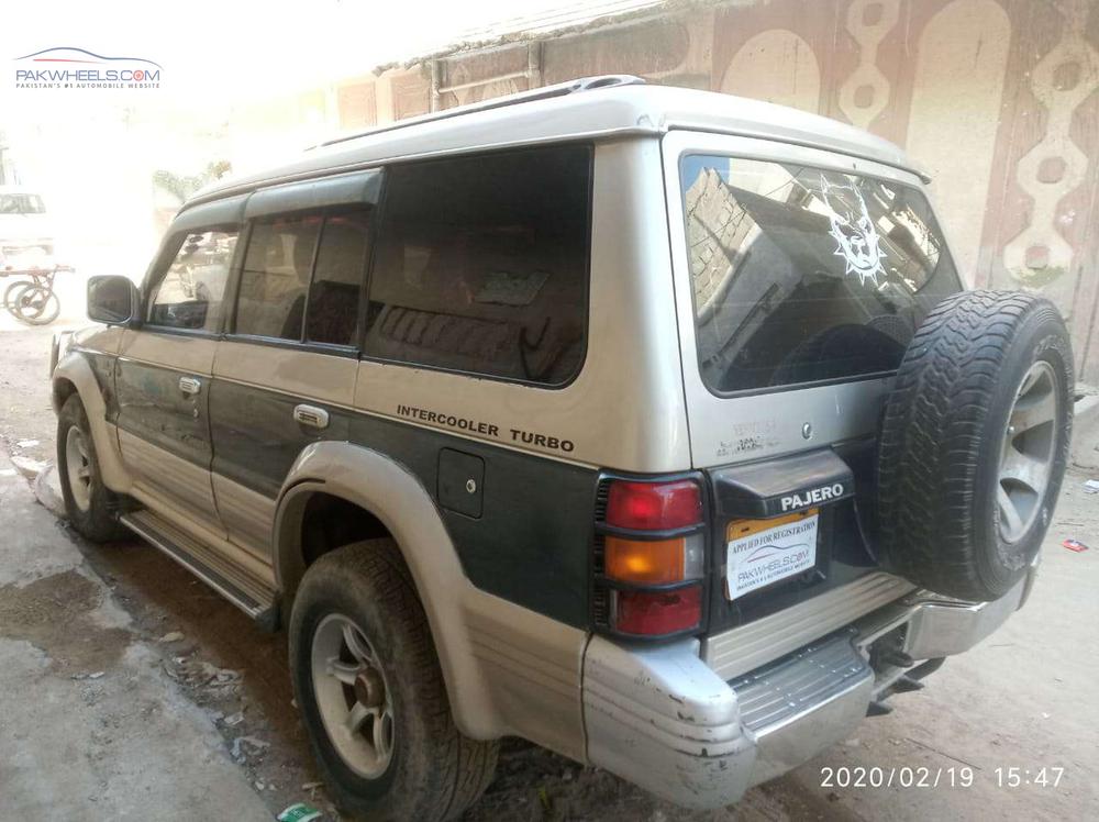 Mitsubishi Pajero 1992 for Sale in Karachi Mitsubishi Pajero 1992 for Sale in Karachi Image-4