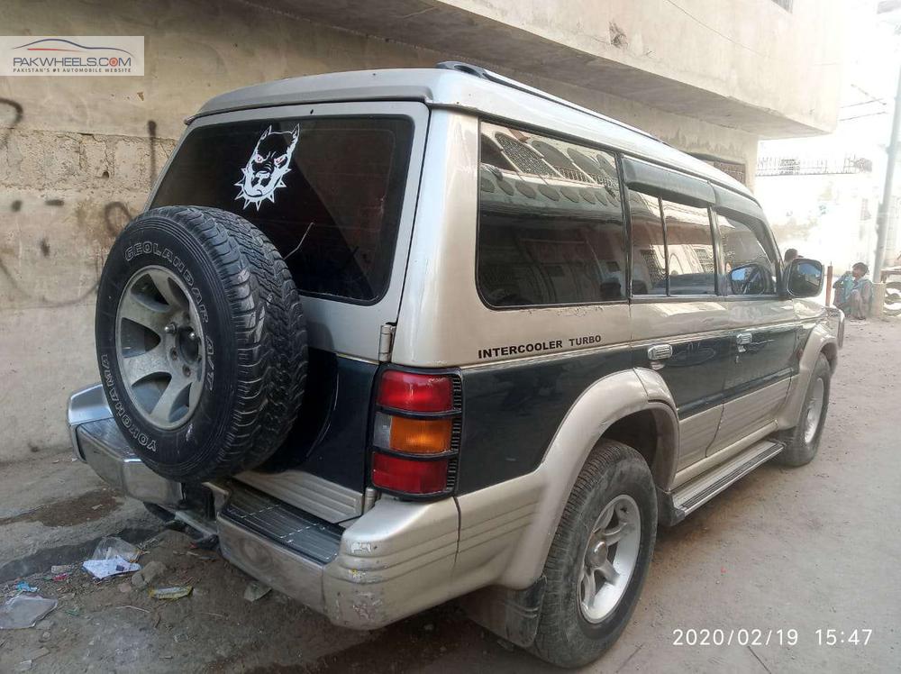 Mitsubishi Pajero 1992 for Sale in Karachi Mitsubishi Pajero 1992 for Sale in Karachi Image-5