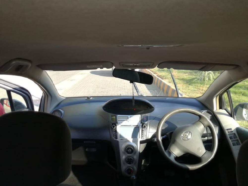 Toyota Vitz 2010 for Sale in Ahmed Pur East Toyota Vitz 2010 for Sale in Ahmed Pur East Image-5