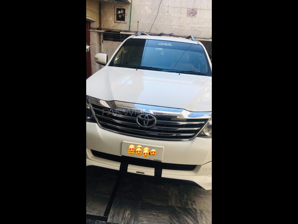 Toyota Fortuner 2015 for Sale in Sargodha Image-1