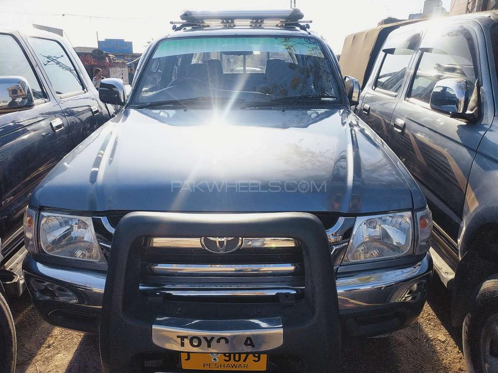 Toyota Hilux 2001 for Sale in Islamabad Image-1