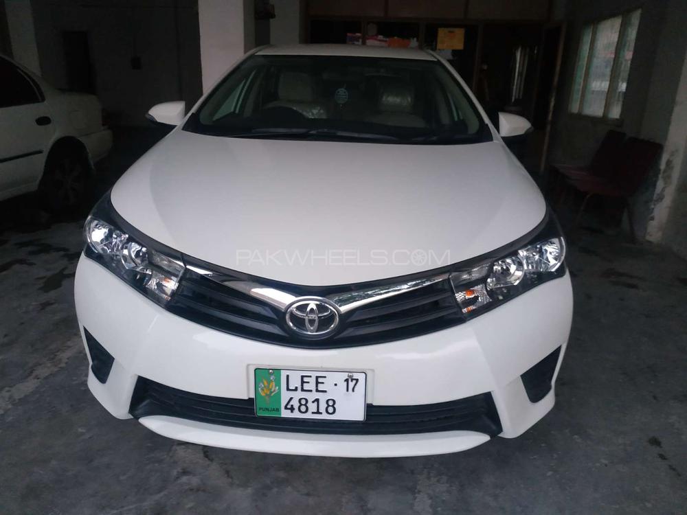 Toyota Corolla 2017 for Sale in Peshawar Image-1