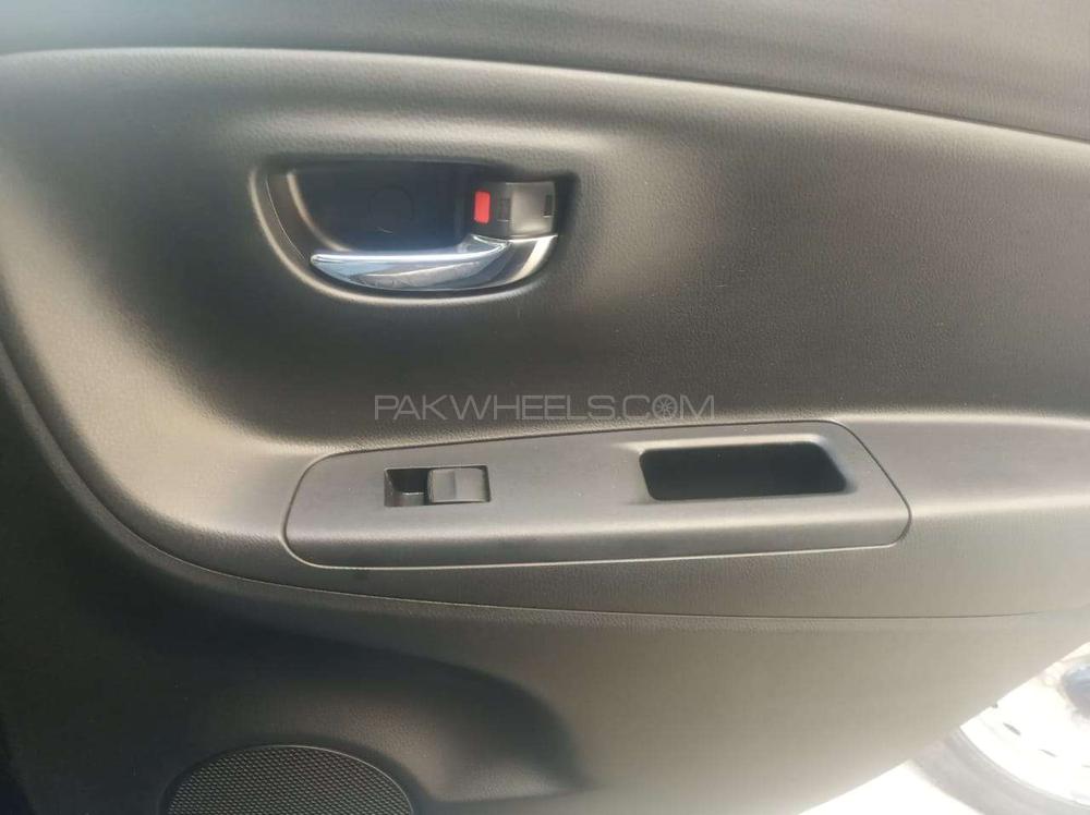 Toyota Vitz 2016 for Sale in Karachi Toyota Vitz 2016 for Sale in Karachi Image-14