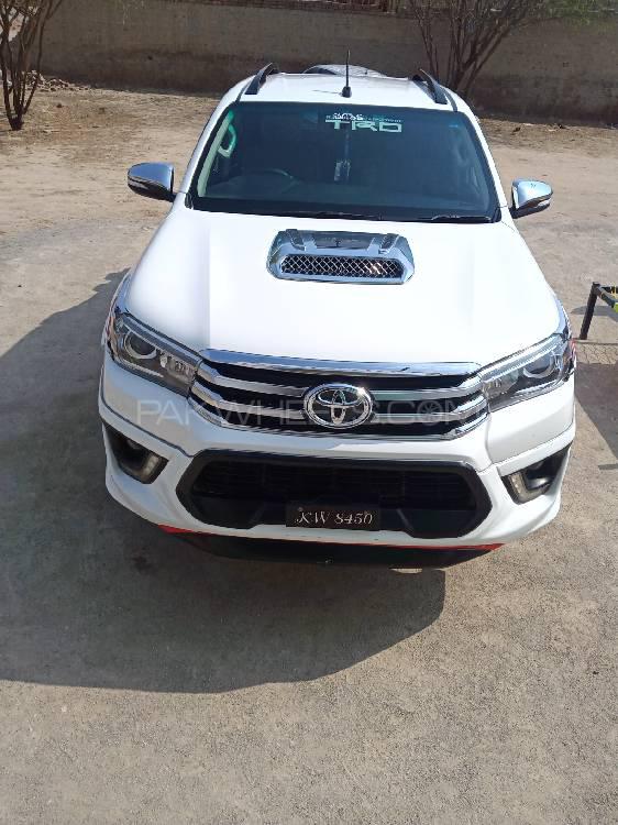 Toyota Hilux 2017 for Sale in Bannu Image-1
