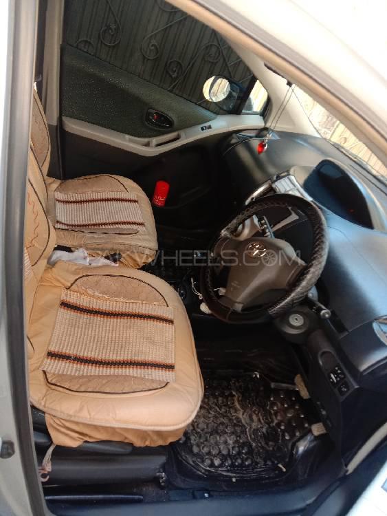 Toyota Vitz 2007 for Sale in Abbottabad Toyota Vitz 2007 for Sale in Abbottabad Image-5