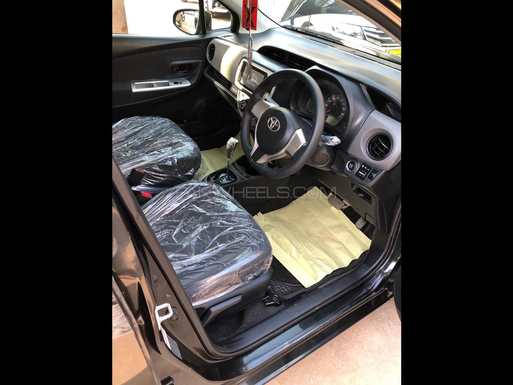 Toyota Vitz 2014 for Sale in Karachi Toyota Vitz 2014 for Sale in Karachi Image-4