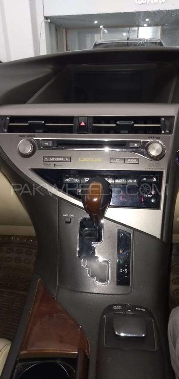 Lexus RX Series 2012 for Sale in Lahore Lexus RX Series 2012 for Sale in Lahore Image-3