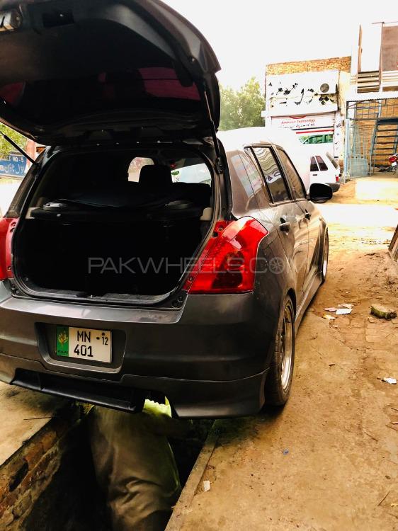 Suzuki Swift - 2012  Suzuki Swift - 2012  Image-4