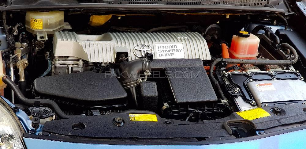 Toyota Prius 2011 for Sale in Faisalabad Toyota Prius 2011 for Sale in Faisalabad Image-6
