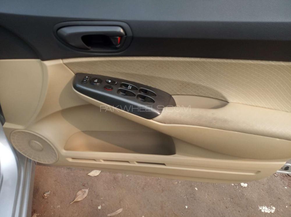 ہونڈا سوک 2010 for Sale in گجرانوالہ ہونڈا سوک 2010 for Sale in گجرانوالہ Image-9