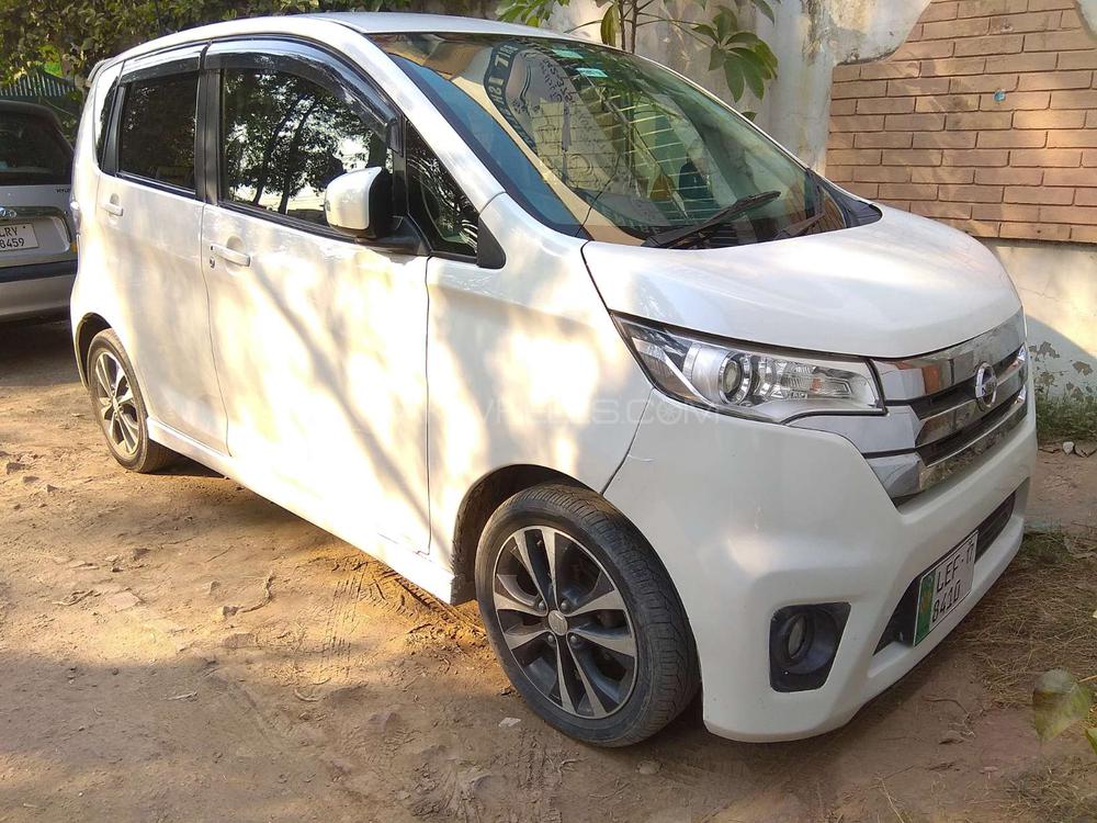 Nissan Dayz Highway Star 2014 for Sale in Lahore Image-1