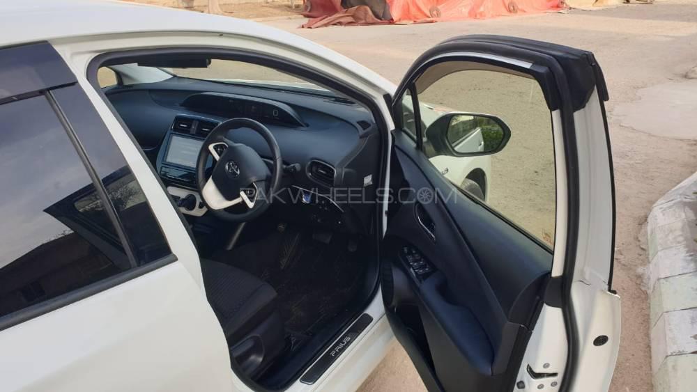 Toyota Prius 2016 for Sale in Hyderabad Toyota Prius 2016 for Sale in Hyderabad Image-3