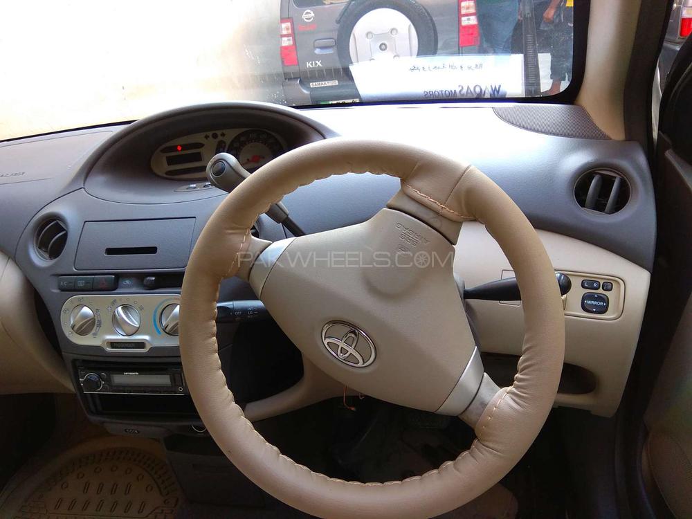 Toyota Vitz 2004 for Sale in Lahore Toyota Vitz 2004 for Sale in Lahore Image-11
