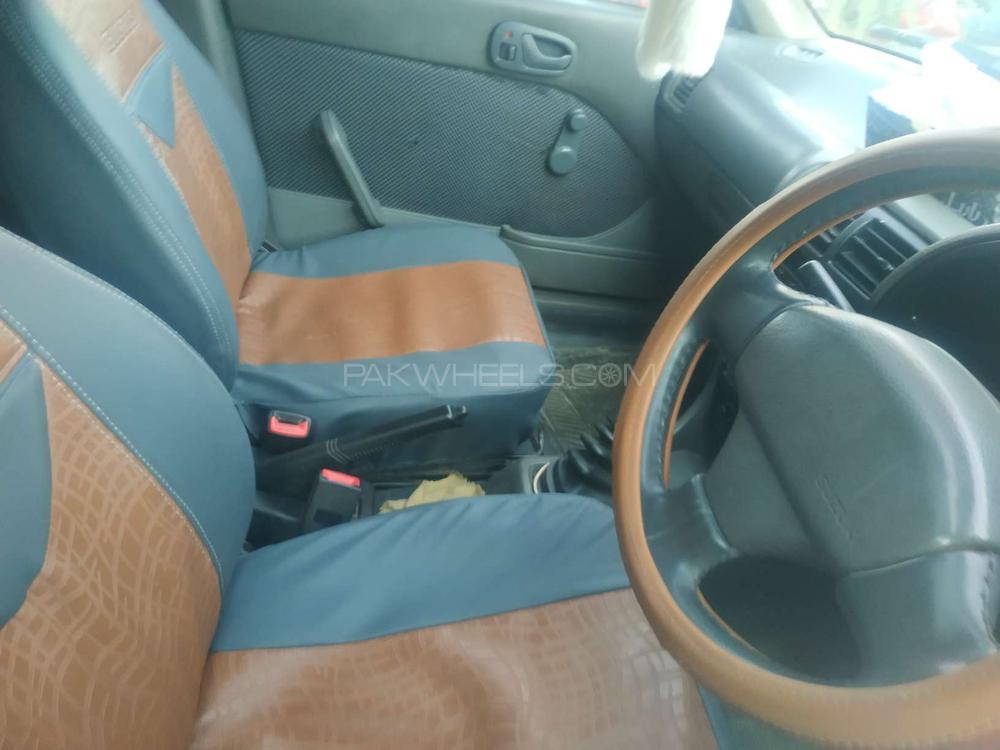 Suzuki Cultus 2004 for Sale in Peshawar Suzuki Cultus 2004 for Sale in Peshawar Image-3