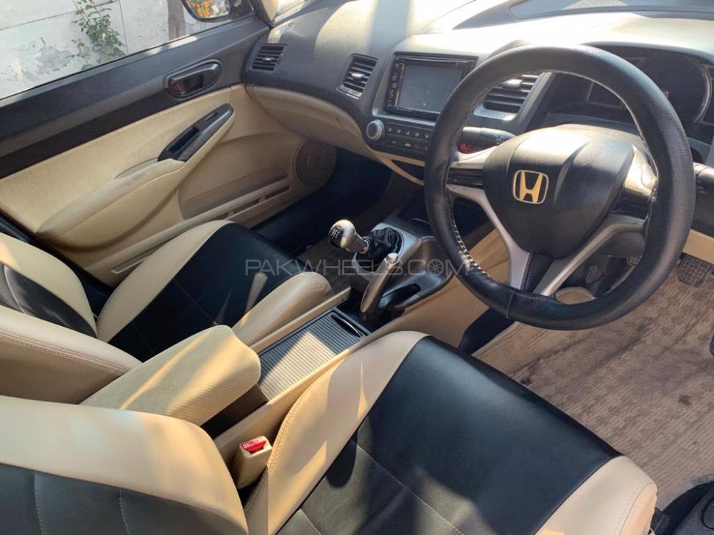 Honda Civic 2011 for Sale in Rawalpindi Honda Civic 2011 for Sale in Rawalpindi Image-4
