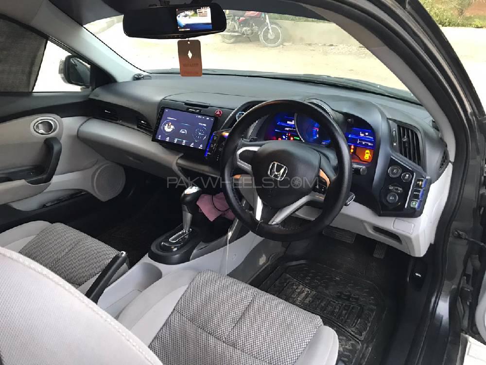 Honda CR-Z 2011 for Sale in Karachi Honda CR-Z 2011 for Sale in Karachi Image-6