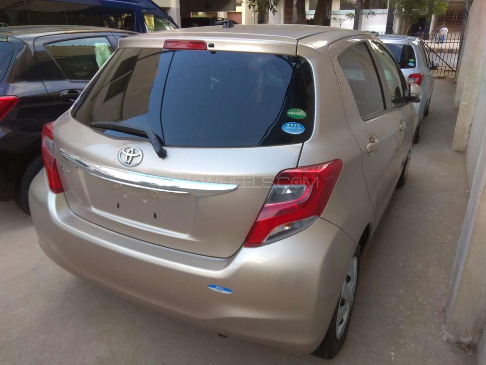 Toyota Vitz 2015 for Sale in Karachi Toyota Vitz 2015 for Sale in Karachi Image-12