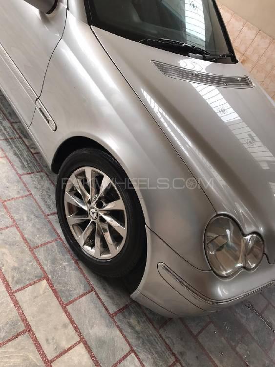 Mercedes Benz C Class 2006 for Sale in Sialkot Image-1