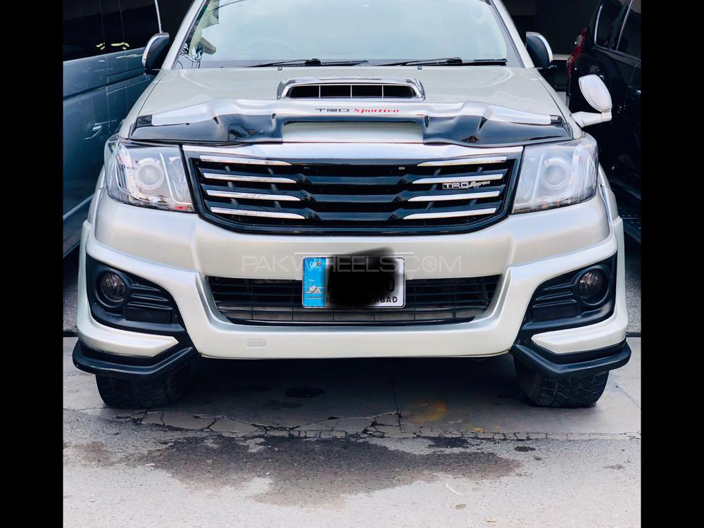 Toyota Hilux 2012 for Sale in Lahore Toyota Hilux 2012 for Sale in Lahore Image-2