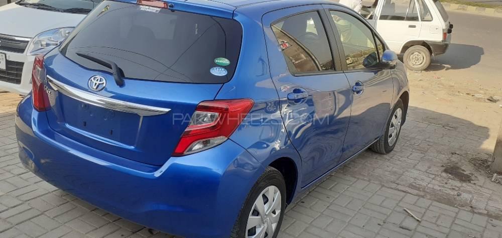 Toyota Vitz 2016 for Sale in Lahore Toyota Vitz 2016 for Sale in Lahore Image-9