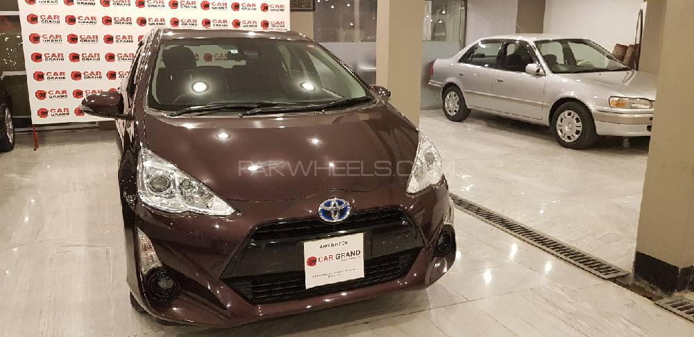 Toyota Aqua 2017 for Sale in Peshawar Image-1