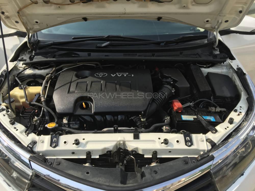 Toyota Corolla 2015 for Sale in Karachi Toyota Corolla 2015 for Sale in Karachi Image-9