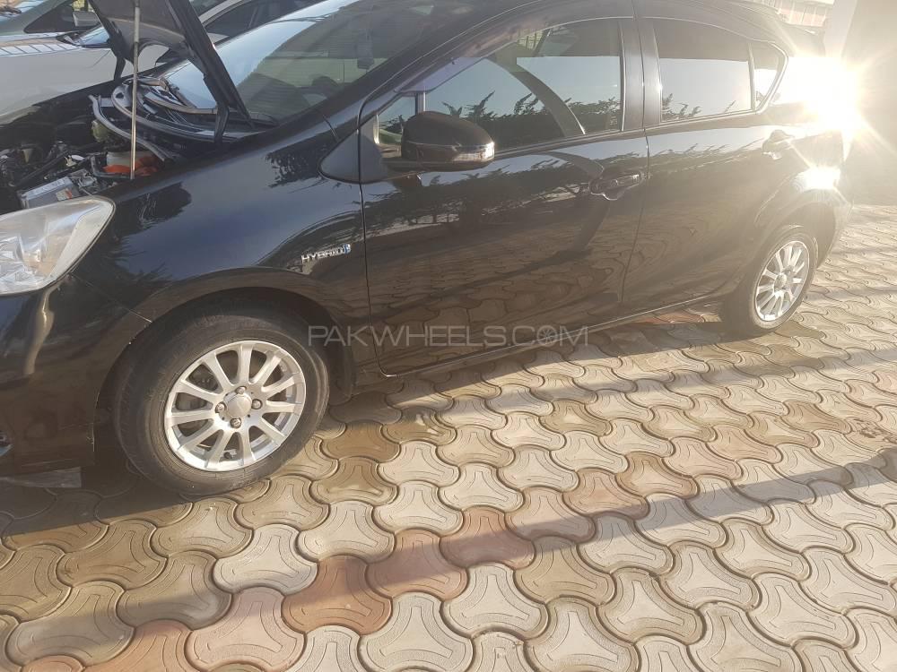 Toyota Aqua 2013 for Sale in Peshawar Toyota Aqua 2013 for Sale in Peshawar Image-9