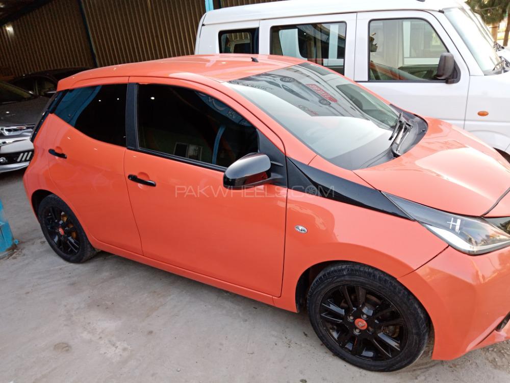 Toyota Aygo 2015 for Sale in Sialkot Toyota Aygo 2015 for Sale in Sialkot Image-2