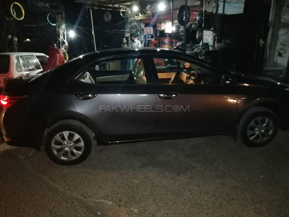 Toyota Corolla 2020 for Sale in Lahore Toyota Corolla 2020 for Sale in Lahore Image-5