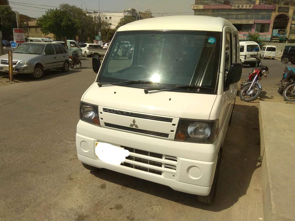 Nissan Clipper 2011 for Sale in Karachi Image-1