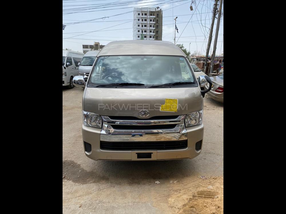 Toyota Hiace 2015 for Sale in Karachi Image-1