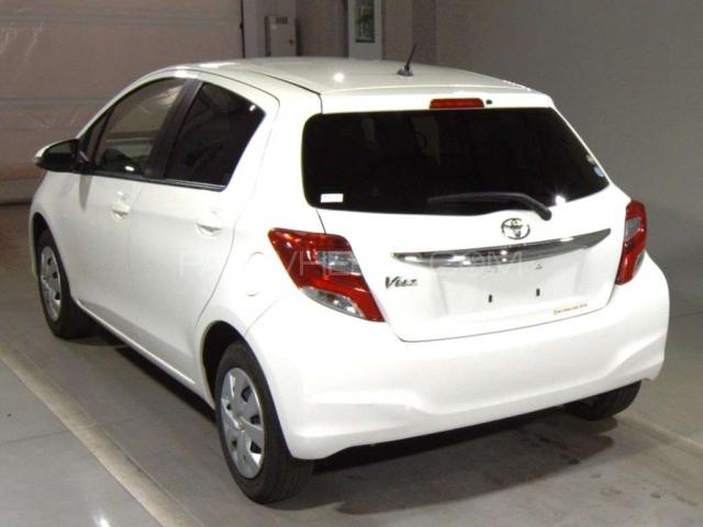 Toyota Vitz 2016 for Sale in Sialkot Toyota Vitz 2016 for Sale in Sialkot Image-2