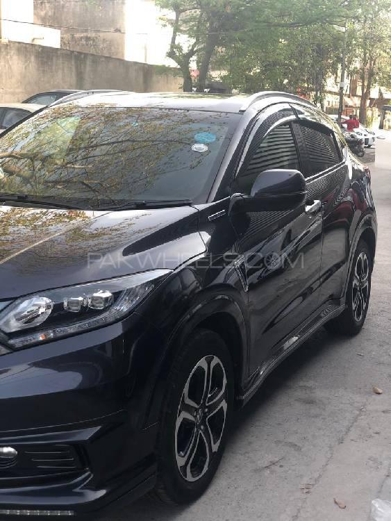 Honda Vezel 2014 for Sale in Lahore Honda Vezel 2014 for Sale in Lahore Image-2