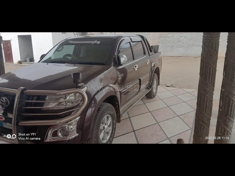 Toyota Hilux 2014 for Sale in Talagang Image-1