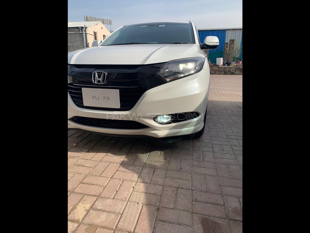 Honda Vezel 2015 for Sale in Islamabad Honda Vezel 2015 for Sale in Islamabad Image-4