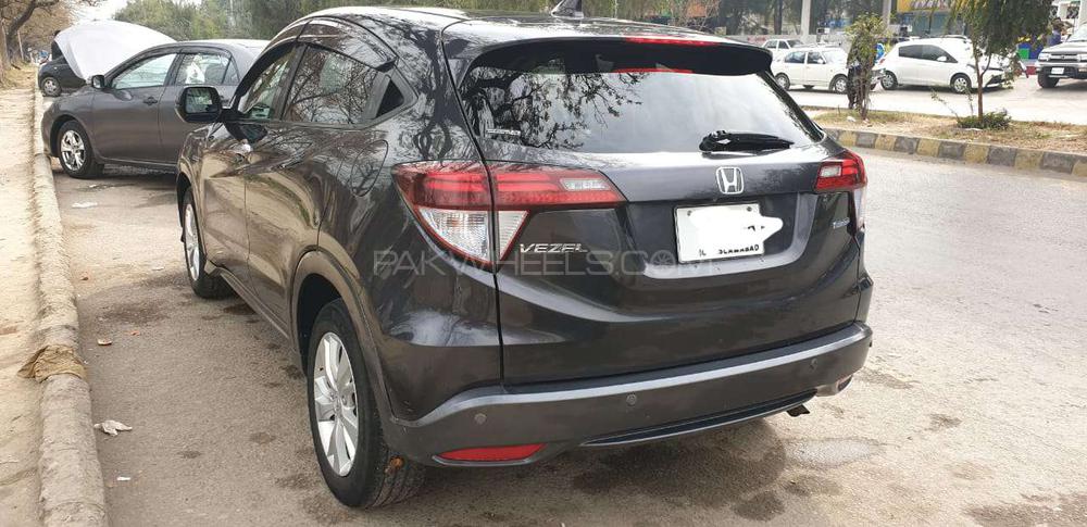 Honda Vezel 2014 for Sale in Islamabad Honda Vezel 2014 for Sale in Islamabad Image-9