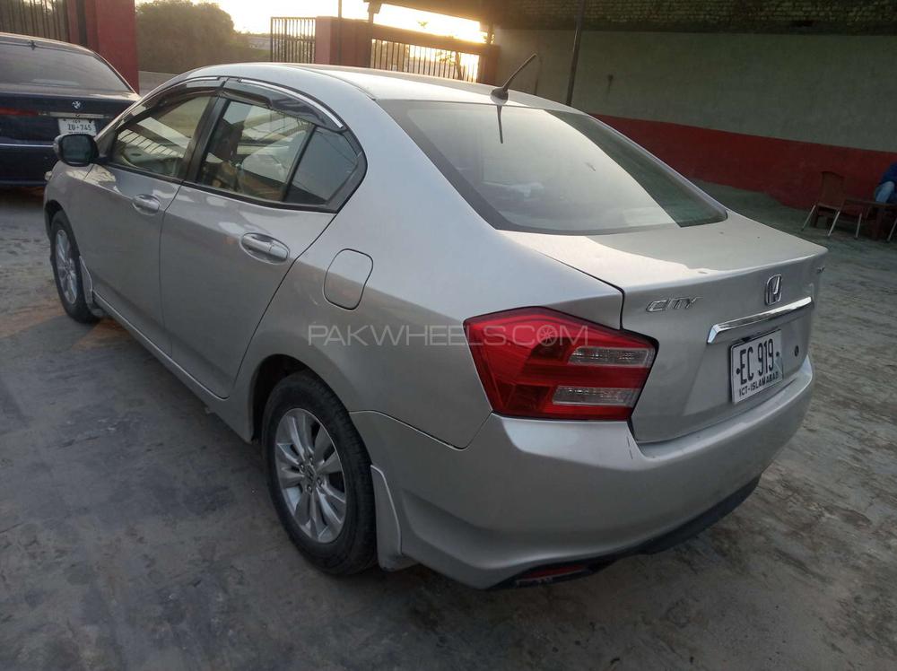 Honda City 2015 for Sale in Gujranwala Honda City 2015 for Sale in Gujranwala Image-4