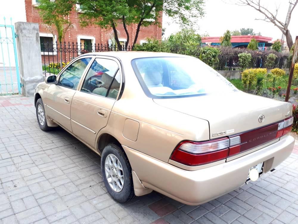 ٹویوٹا کرولا 1998 for Sale in اسلام آباد ٹویوٹا کرولا 1998 for Sale in اسلام آباد Image-5