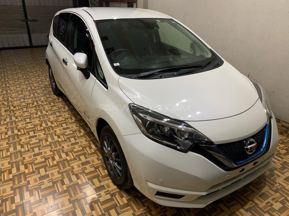 Nissan Note 2017 for Sale in Lahore Nissan Note 2017 for Sale in Lahore Image-3