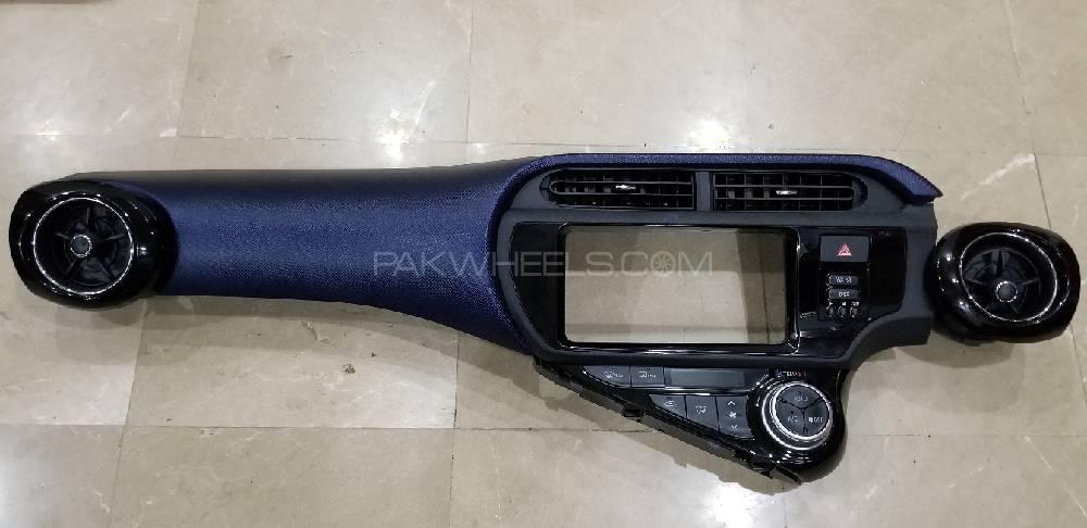 Toyota aqua 2015 /16 AC panel with ring & left dash pad Image-1