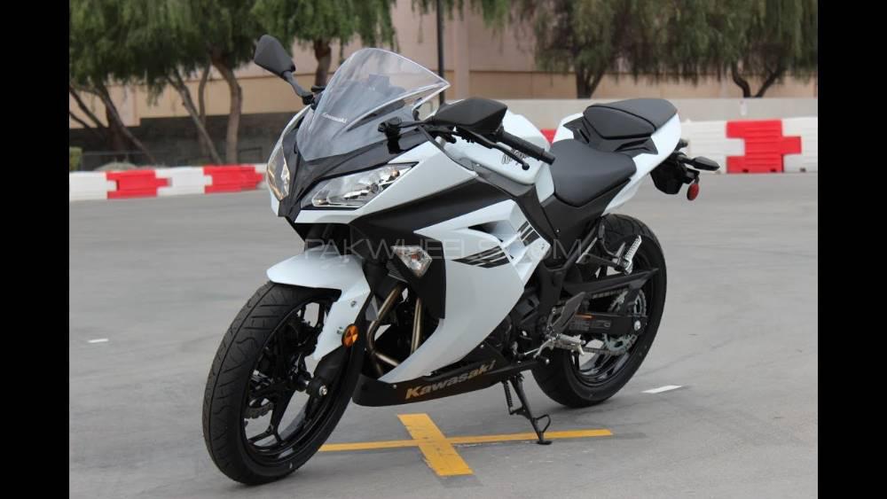 Used Kawasaki Ninja ZX300 2018 Bike for sale in Peshawar - 272331 ...