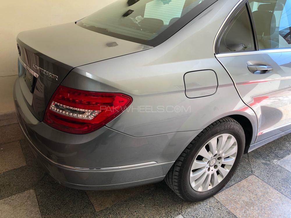 Mercedes Benz C Class 2007 for Sale in Lahore Image-1