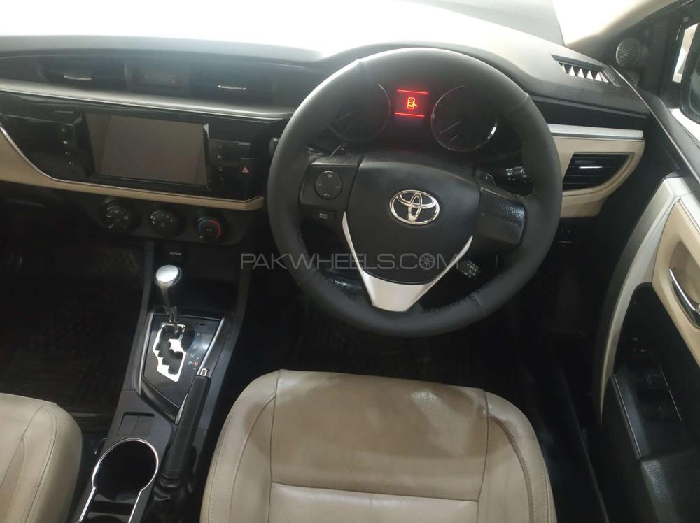 Toyota Corolla 2015 for Sale in Gujranwala Toyota Corolla 2015 for Sale in Gujranwala Image-5