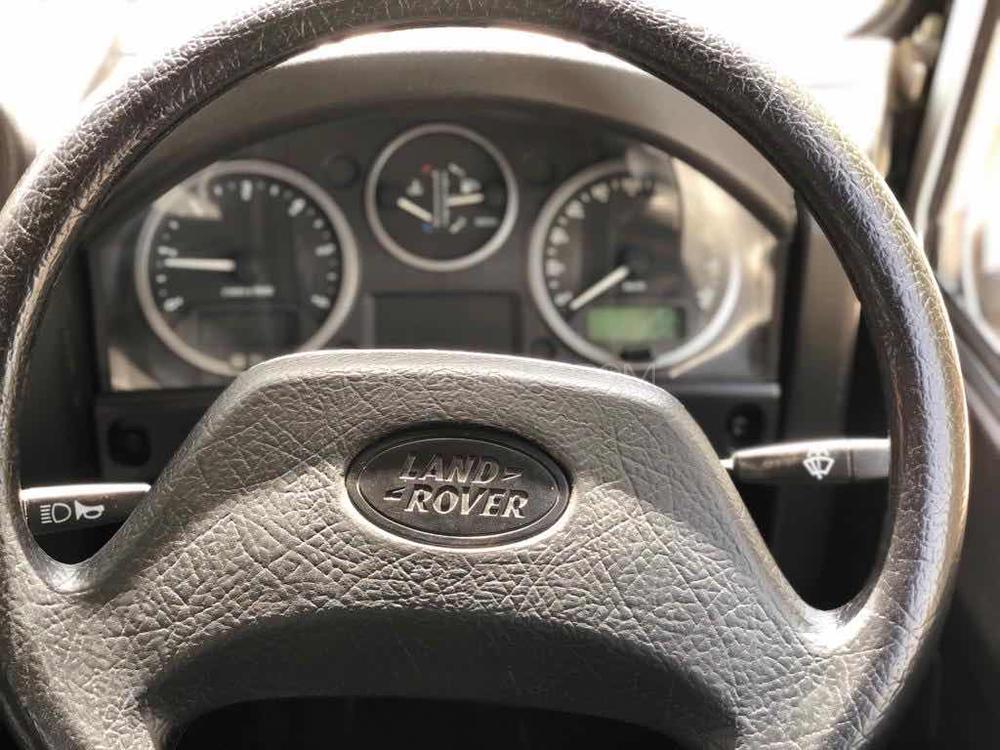 Land Rover Defender - 2015  Land Rover Defender - 2015  Image-9